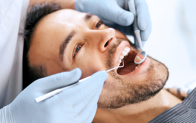 What to Eat & Avoid After Dental Implants